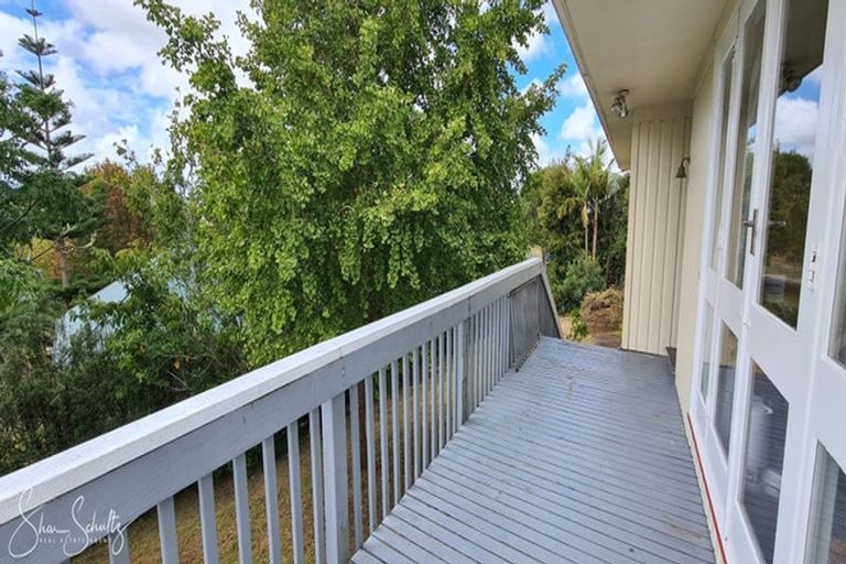 Photo of property in 14 View Street, Maungaturoto, 0520