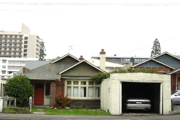 Photo of property in 102 Forth Street, North Dunedin, Dunedin, 9016