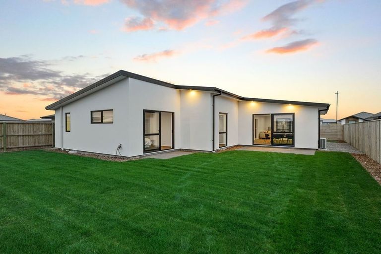 Photo of property in 8 Kite Street, Rolleston, 7614