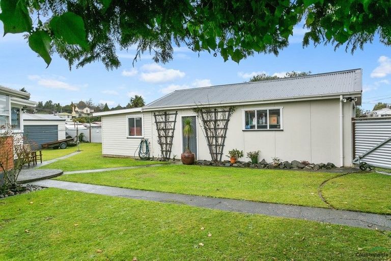 Photo of property in 6 Tee Street, Putaruru, 3411