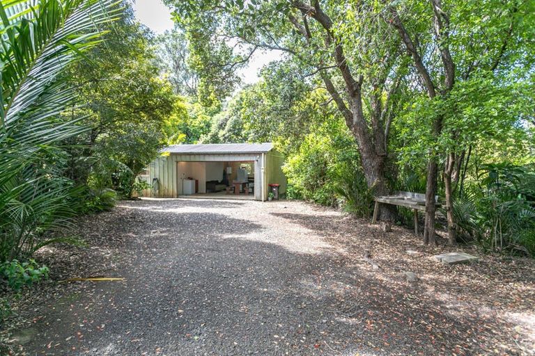 Photo of property in 10 Puriri Place, Tuateawa, Coromandel, 3583