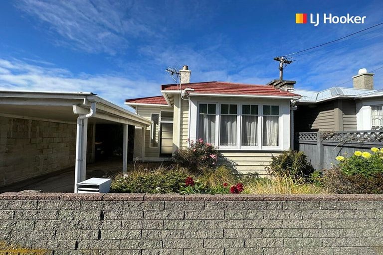 Photo of property in 37/35 Macandrew Road, Careys Bay, Port Chalmers, 9023