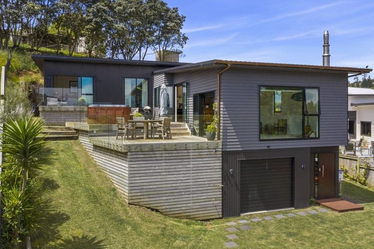 Photo of property in 36 Robertson Street, Raglan, 3225