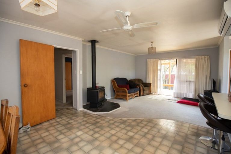 Photo of property in 12 Darlington Street, Ngatea, 3503