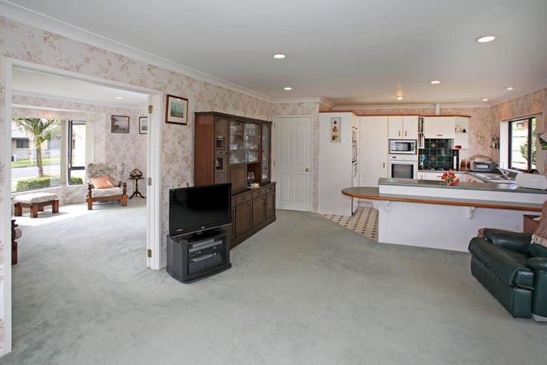 Photo of property in 4 Dan Bryant Place, Pukekohe, 2120