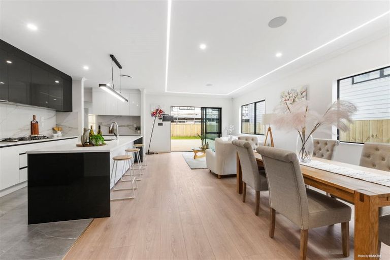 Photo of property in 40 Tannaghmore Drive, Flat Bush, Auckland, 2019