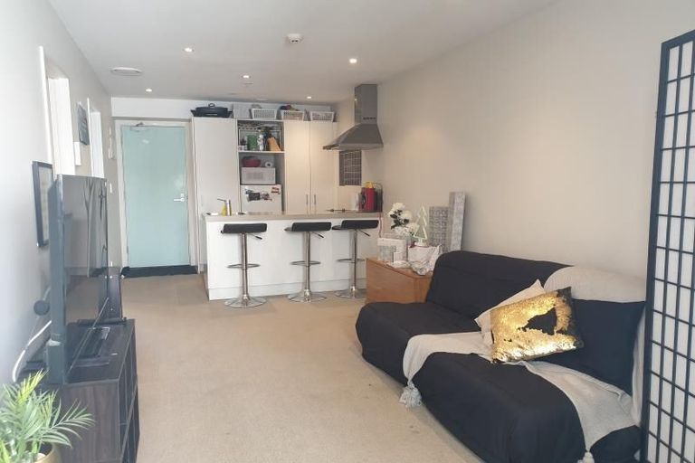 Photo of property in Soho Apartments, 1007/74 Taranaki Street, Te Aro, Wellington, 6011