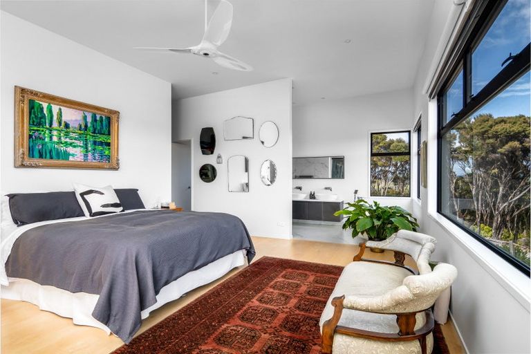 Photo of property in 58 Te Akau Drive, Russell, 0272