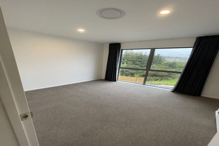 Photo of property in 11 Kokonga Lane, Silverdale, 0932