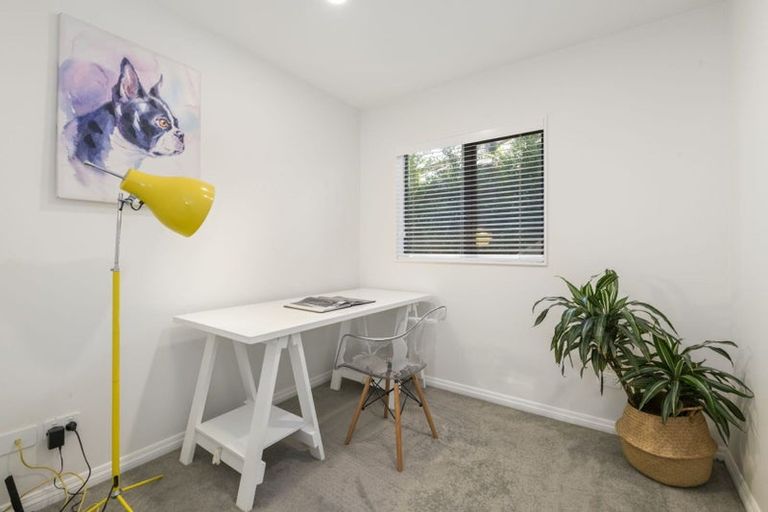 Photo of property in 46a Beulah Avenue, Rothesay Bay, Auckland, 0630