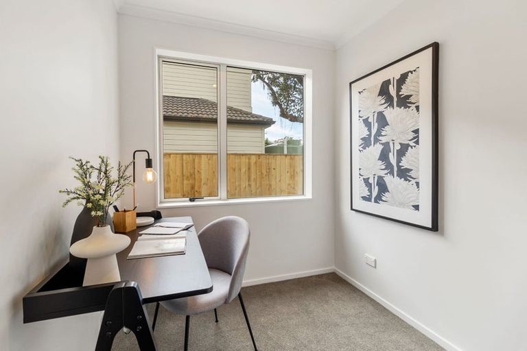 Photo of property in 70 Ngataringa Road, Devonport, Auckland, 0624