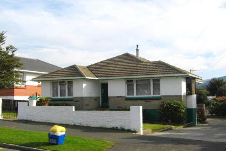 Photo of property in 266 Brockville Road, Brockville, Dunedin, 9011