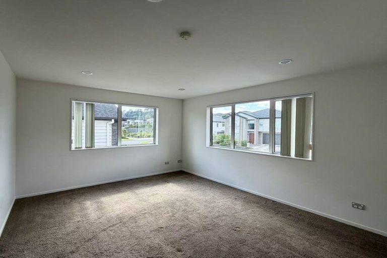 Photo of property in 150 Smales Road, East Tamaki, Auckland, 2013