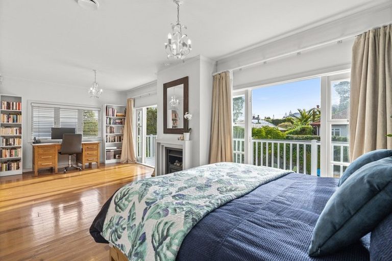 Photo of property in 34 Hastings Parade, Devonport, Auckland, 0624