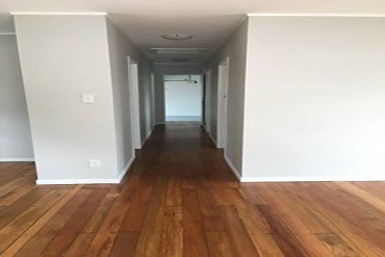 Photo of property in 2/668 Whangaparaoa Road, Stanmore Bay, Whangaparaoa, 0932