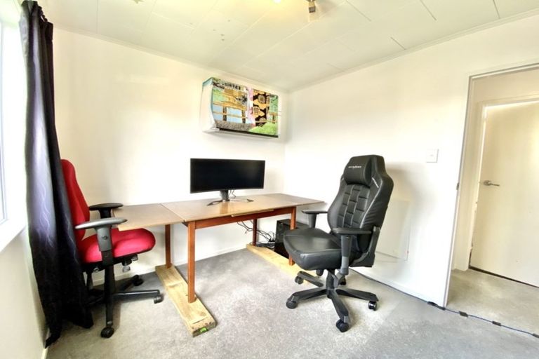 Photo of property in 2/719 Fergusson Drive, Elderslea, Upper Hutt, 5018