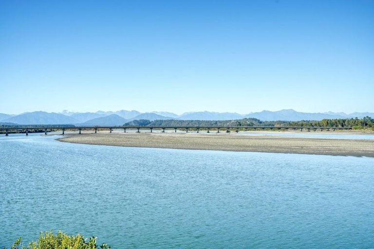 Photo of property in 15 Revell Street, Hokitika, 7810