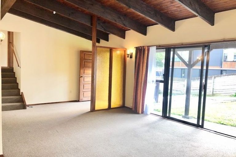 Photo of property in 1/789 Beach Road, Browns Bay, Auckland, 0630