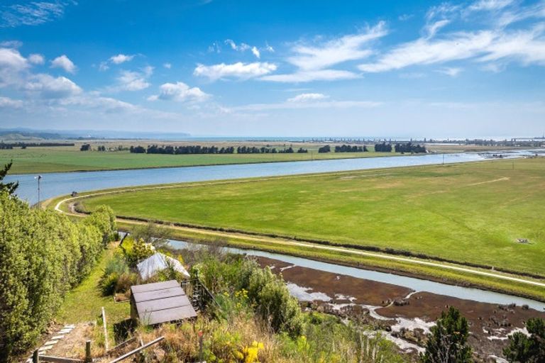 Photo of property in 64a Nilgiri Road, Poraiti, Napier, 4182