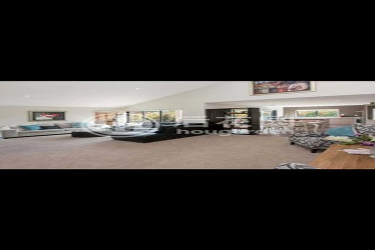 Photo of property in 25 Erne Crescent, East Tamaki, Auckland, 2016