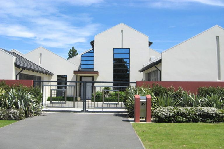 Photo of property in 89 Waitikiri Drive, Parklands, Christchurch, 8083