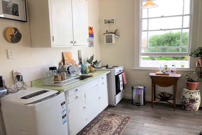 Photo of property in 7 Queens Parade, Devonport, Auckland, 0624