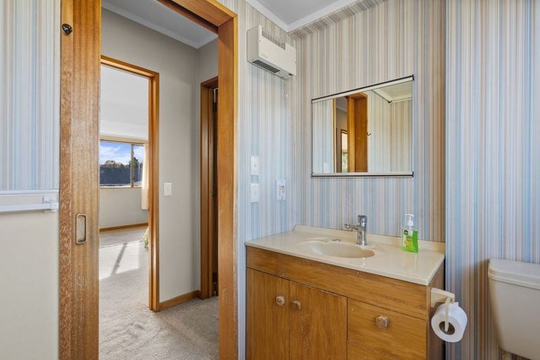 Photo of property in 203b Memorial Avenue, Burnside, Christchurch, 8053