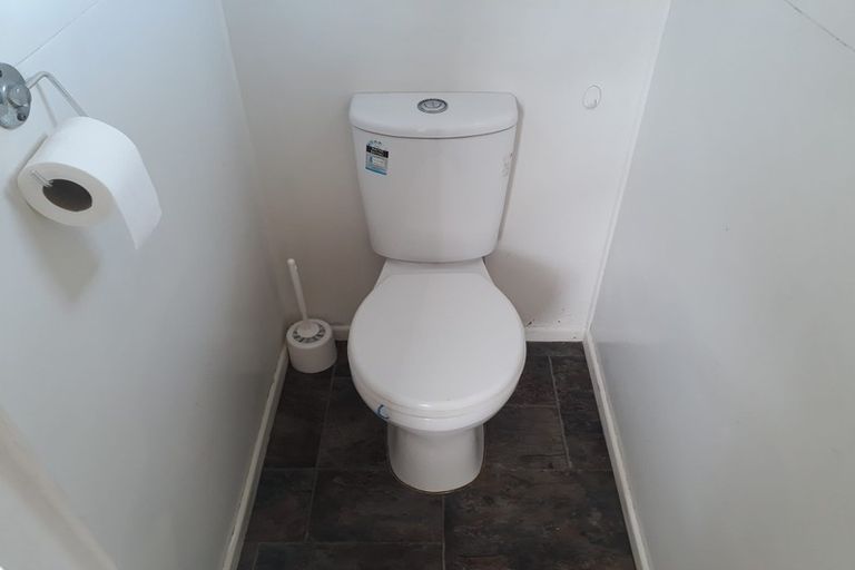 Photo of property in 11 Selwyn Avenue, Avenues, Whangarei, 0110