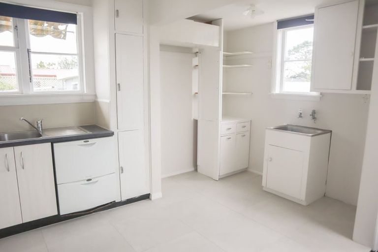 Photo of property in 5 Jollie Street, Linwood, Christchurch, 8062