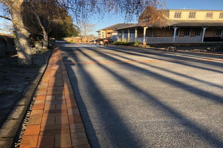 Photo of property in 25 Montilla Place, Manurewa, Auckland, 2102