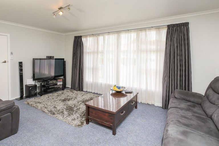 Photo of property in 16 Lugton Street, Nawton, Hamilton, 3200