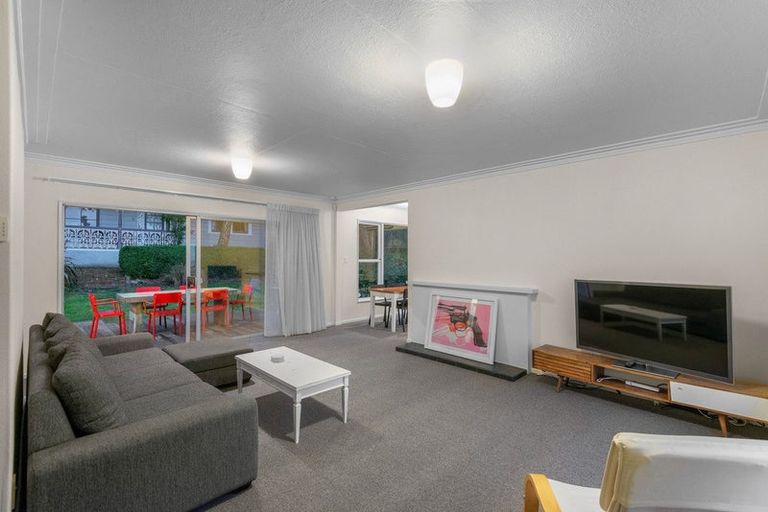 Photo of property in 117 Highgate, Roslyn, Dunedin, 9010