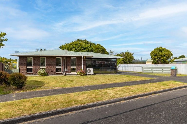 Photo of property in 2 Ashdown Crescent, Feilding, 4702