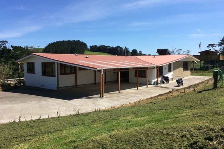 Photo of property in 117 Worrall Road, Kumeu, 0891