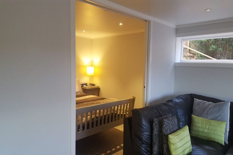 Photo of property in 66a Uxbridge Road, Mellons Bay, Auckland, 2014