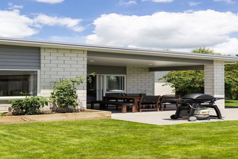 Photo of property in 13 Tiaki Way, Cambridge, 3434