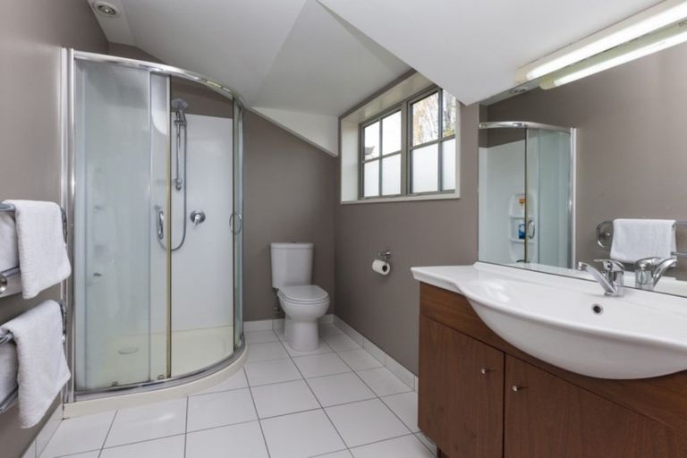 Photo of property in 6 Tuirau Place, Ilam, Christchurch, 8041