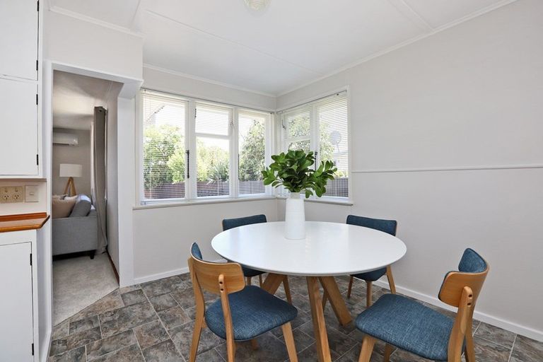 Photo of property in 46b Napier Road, Havelock North, 4130