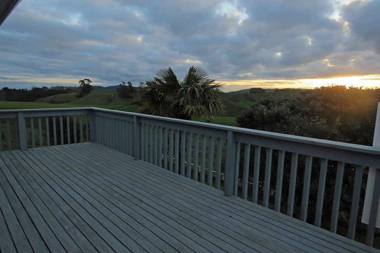 Photo of property in 138 Waimanu Road, Pukeatua, 3880