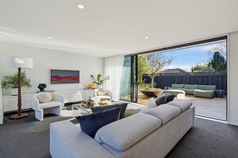 Photo of property in 275 Hills Road, Mairehau, Christchurch, 8013