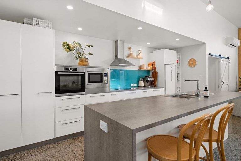 Photo of property in 32a Ohuirehe Road, Coastlands, Whakatane, 3120