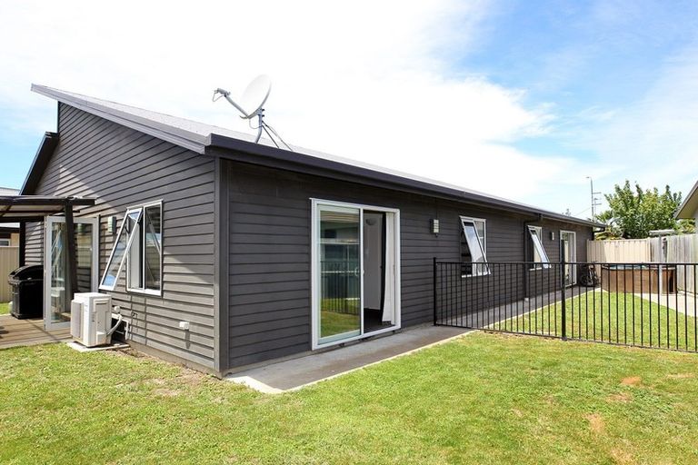 Photo of property in 18 Edwards Street, Frimley, Hastings, 4120