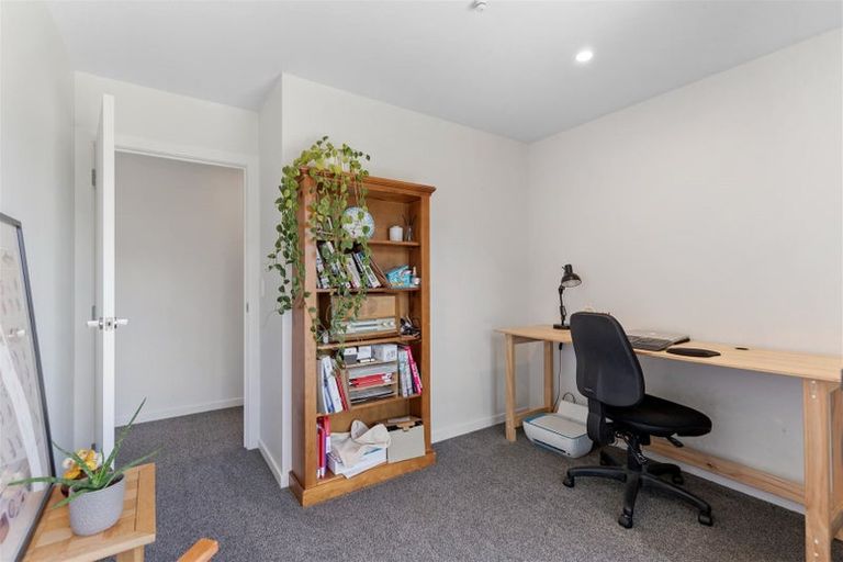 Photo of property in 8 Grandview Road, Lake Hawea, 9382