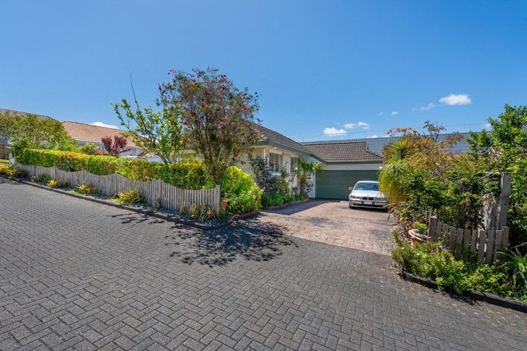 Photo of property in 3/182 Mokoia Road, Chatswood, Auckland, 0626
