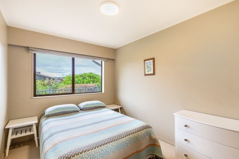 Photo of property in 60 Wakeman Road, Acacia Bay, Taupo, 3330