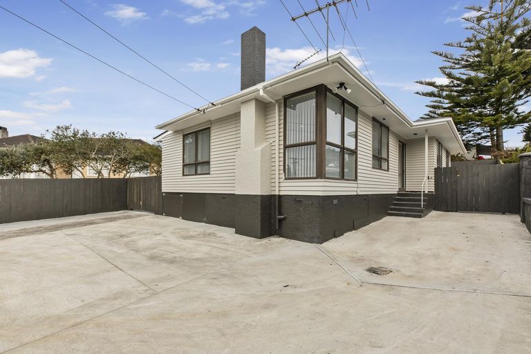 Photo of property in 13 Stainton Place, Otara, Auckland, 2023