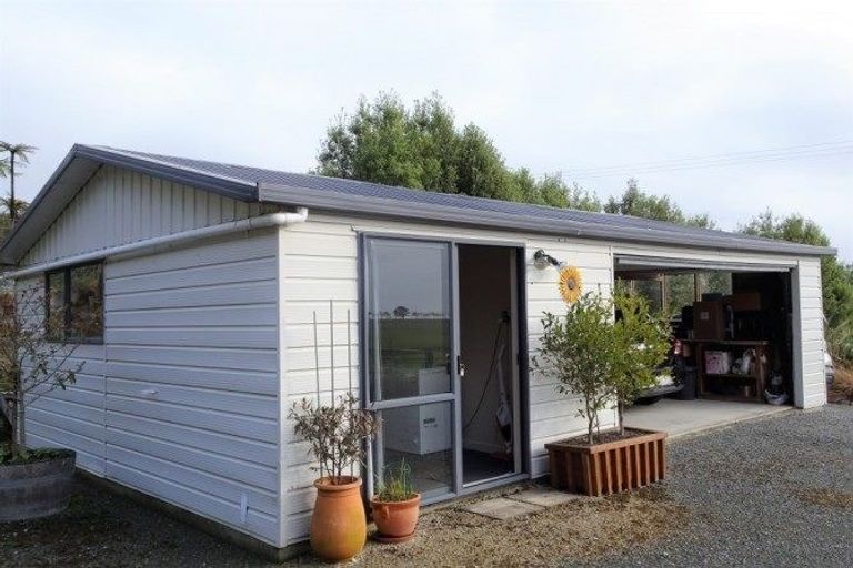 Photo of property in 3008 Coast Road, Barrytown, Runanga, 7873