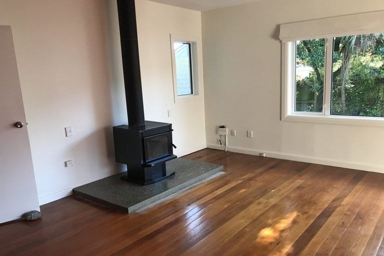 Photo of property in 56 Birdwood Avenue, Beckenham, Christchurch, 8023