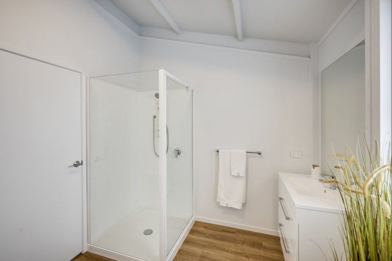 Photo of property in Lantern Light Takeaways, 1012 Willowpark Road North, Mayfair, Hastings, 4122