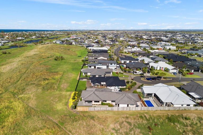 Photo of property in 61 Montia Close, Papamoa Beach, Papamoa, 3118